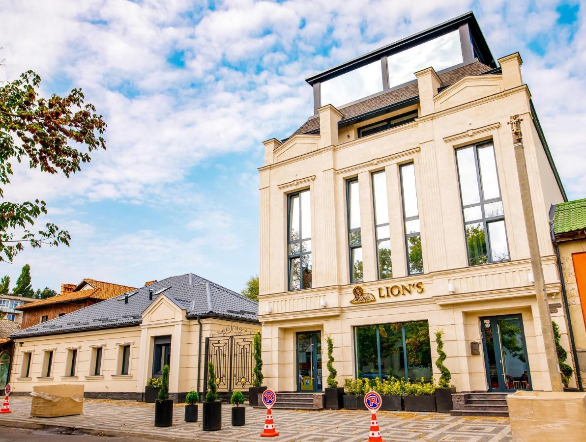 Lion'S Hotel Kisinyov Kültér fotó